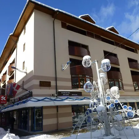 Pour 4 Personnes, Centre-ville, Proche Telecabine Et Thermes, - Fr-1-512-157 *